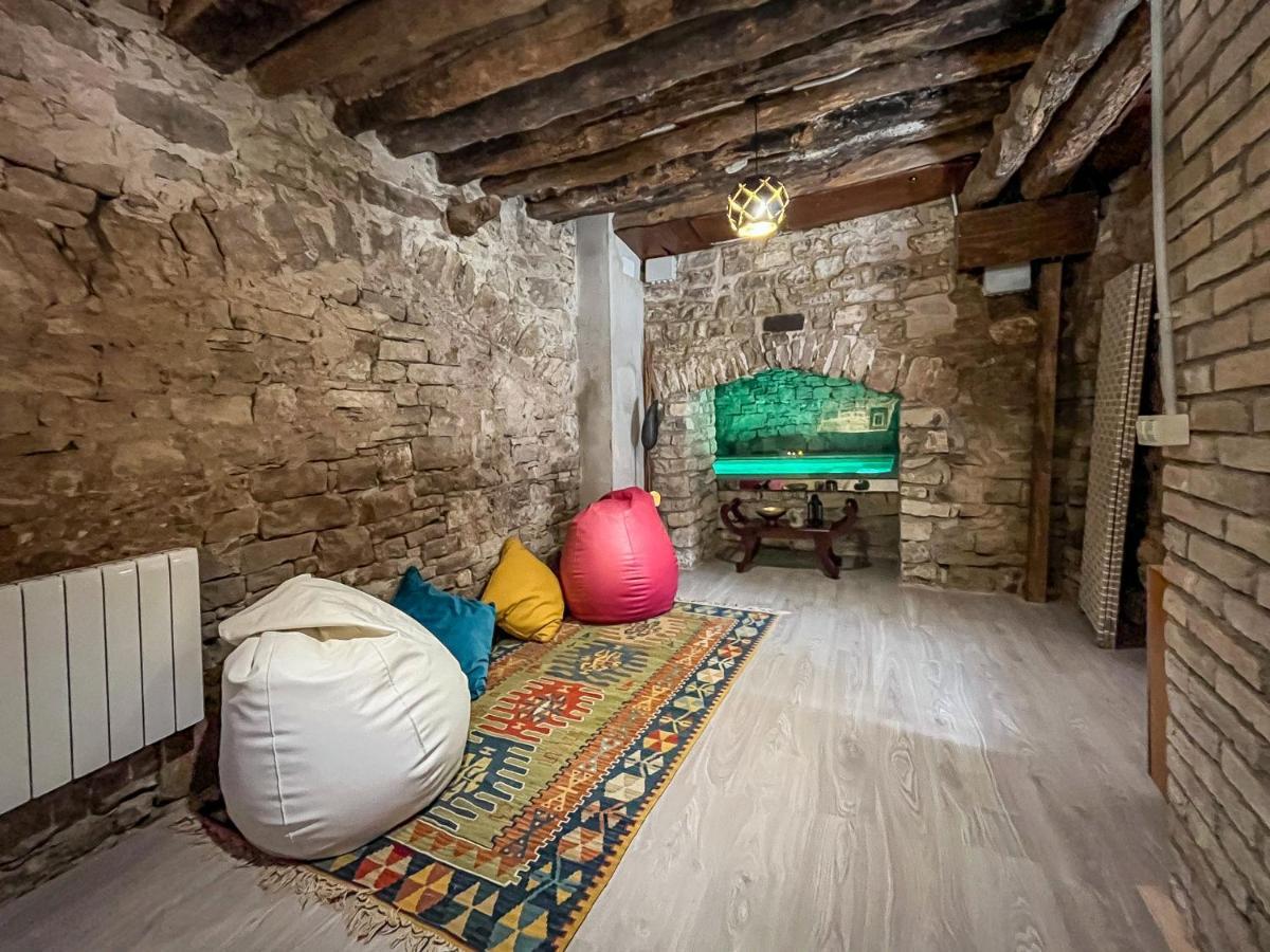 El Forn De Freixenet Con Servicios De Un Hotel Лерида Экстерьер фото